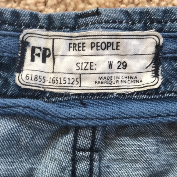 NWT! FREE PEOPLE Size 29 blue printed cotton and linen blend pants - Picture 6 of 11